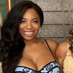 Your posher Asia Emilia